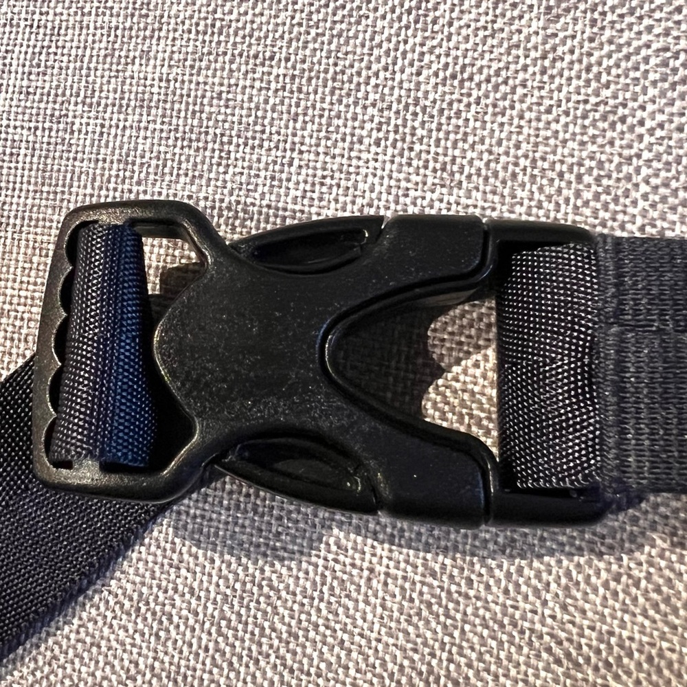 Patagonia Ultralight Black Hole Mini Hip Pack - Black - Picture 7 of 7